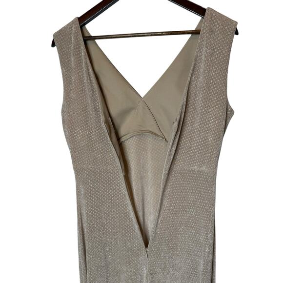 En Francais Huey Waltzer Sleeveless Maxi Dress - Picture 3 of 4